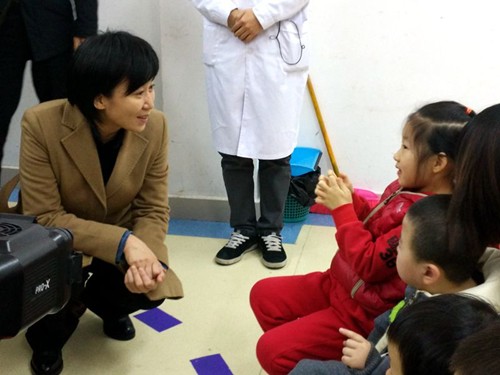 开封市人民政府侯红市长莅临市残联调研指导工